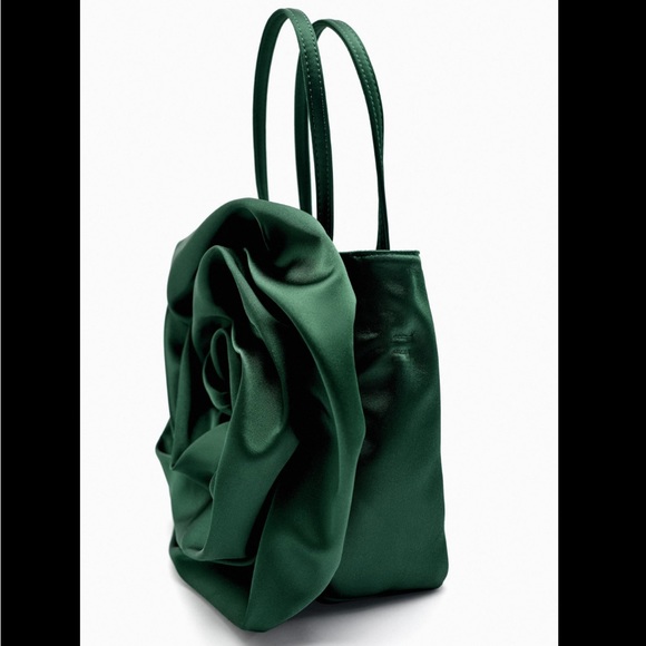 SATIN EFFECT FLOWER BAG - Picture 6 of 8